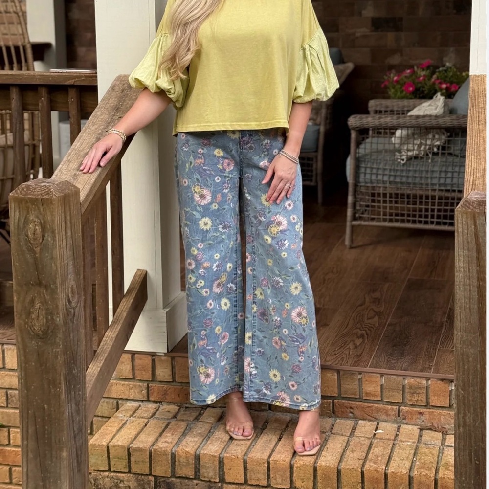 Easel Blue Floral Denim